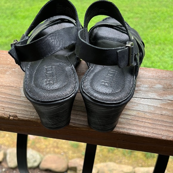 Born - Picture 4 of 7